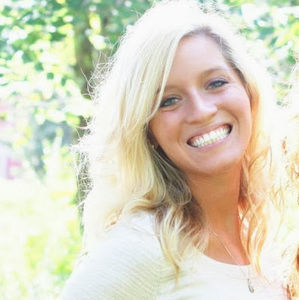 Meet your Posher, Whitney